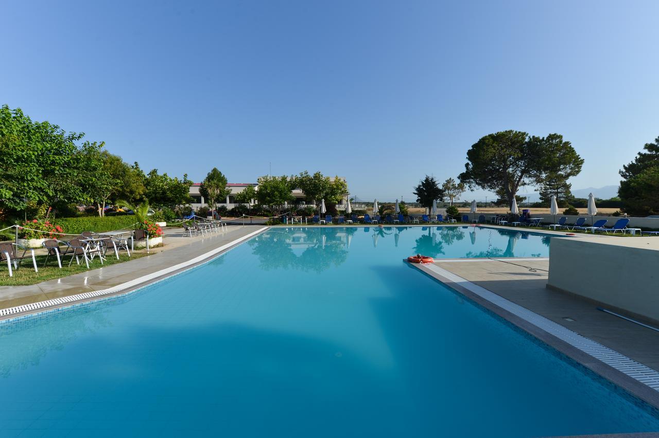 Gmp Bouka Resort Messini Bagian luar foto